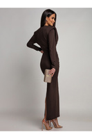 Elegancka Maxi Sukienka  z marszczeniem Misty z długim rękawem czekoladowa