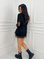 Elegancka bluzka damska z koronką - czarna tunika oversize