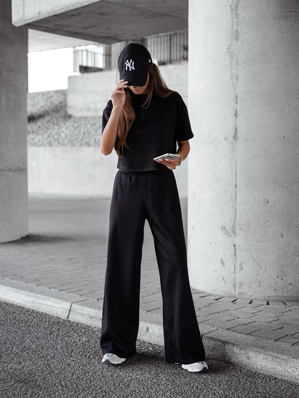 Komplet 2 w 1 Premium spodnie+ top  Merc czarny