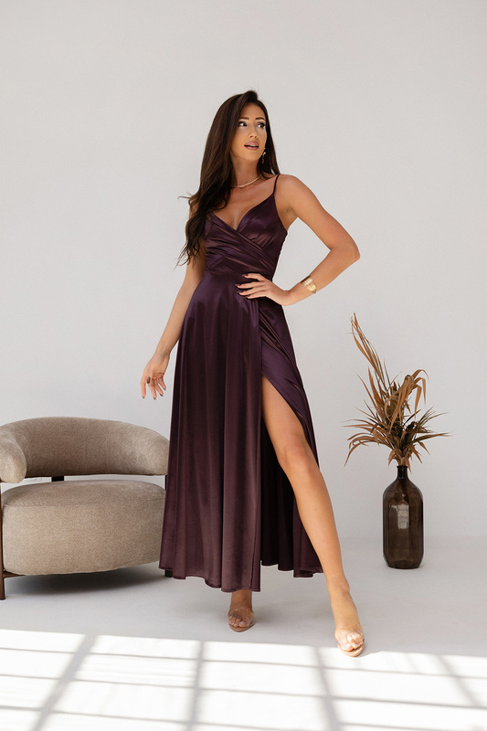Sukienka  wieczorowa Stella Maxi satin -czekoladowy