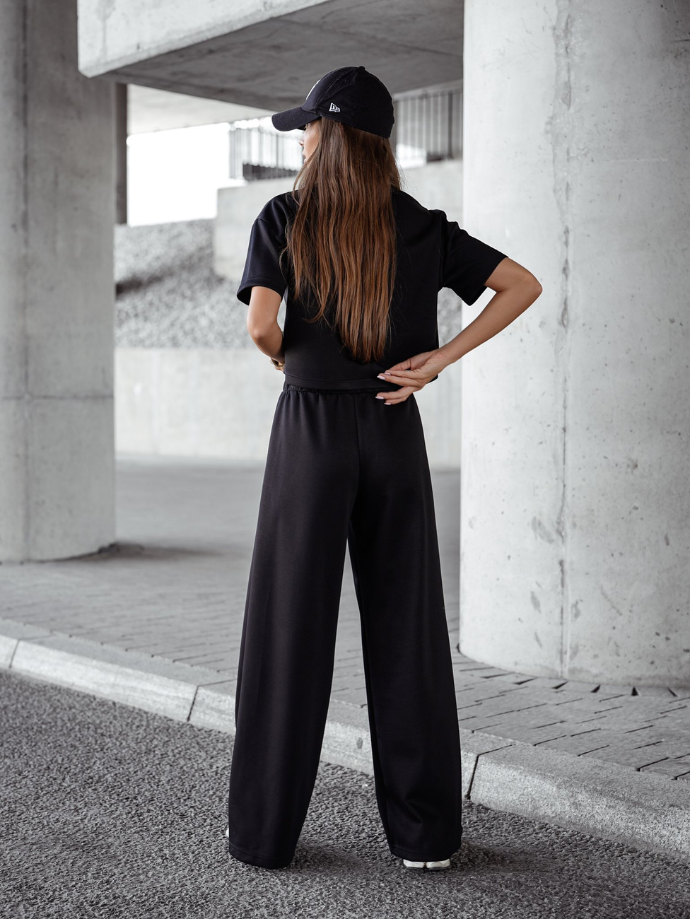 Komplet 2 w 1 Premium spodnie+ top  Merc czarny