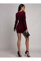 Dopasowana welurowa mini Sukienka z długim rękawem Joanna bordowy