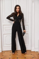Elegancki KOMBINEZON  Z KORONKOWĄ GÓRĄ I WIĄZANY W TALII CZARNY